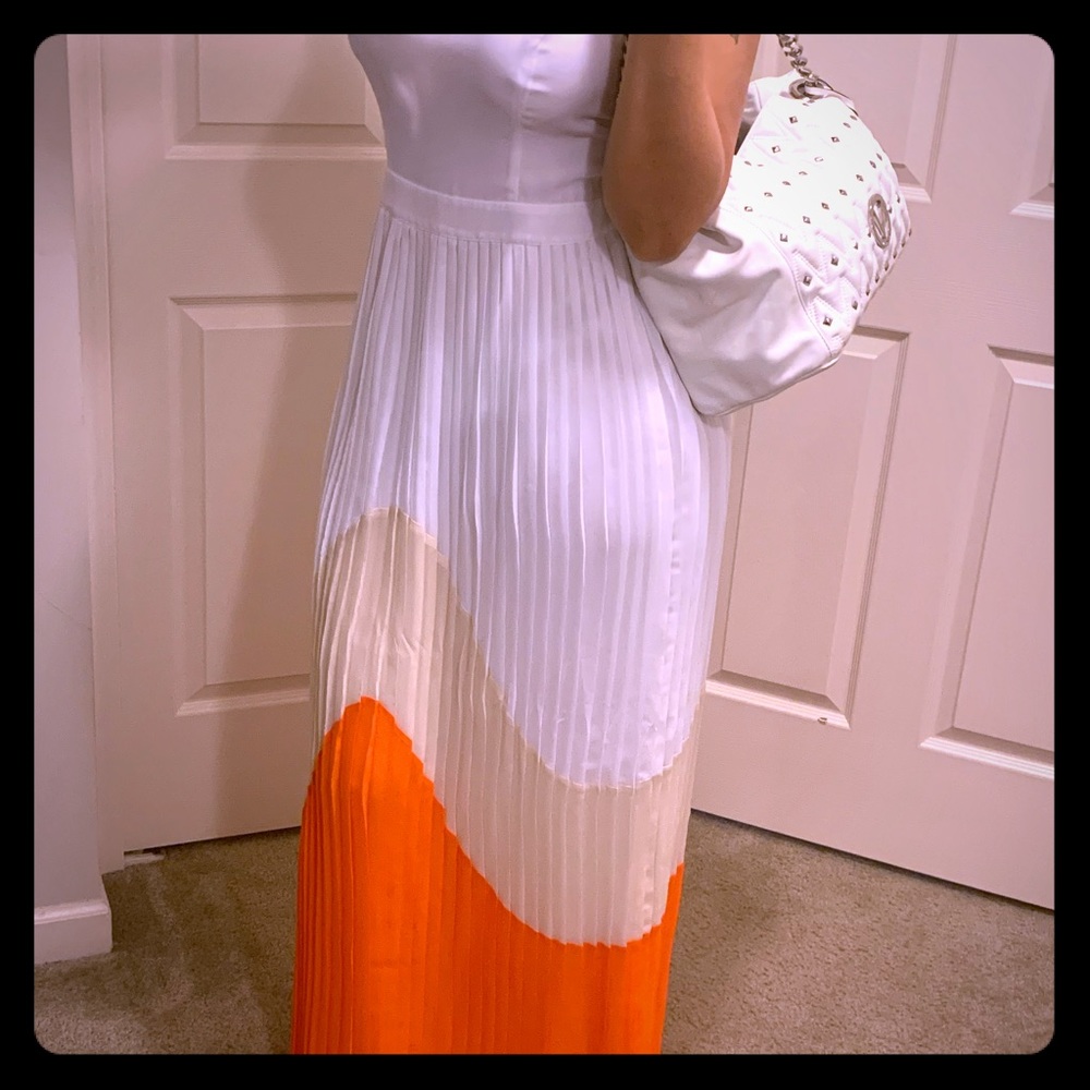 Bebe pleated maxi dress
